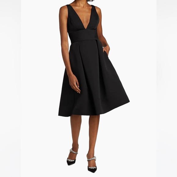 Amsale Faille Deep V-Neck Dress Size 14 NWT